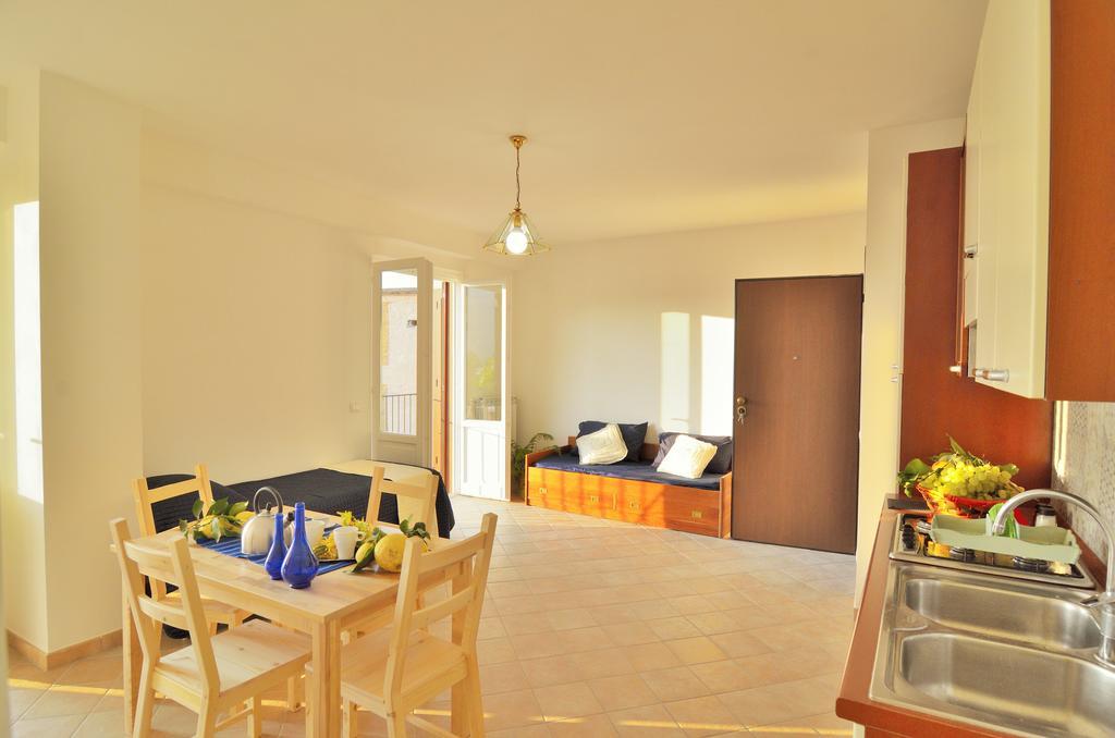 Lemon Flats Sorrento Bed and Breakfast Værelse billede